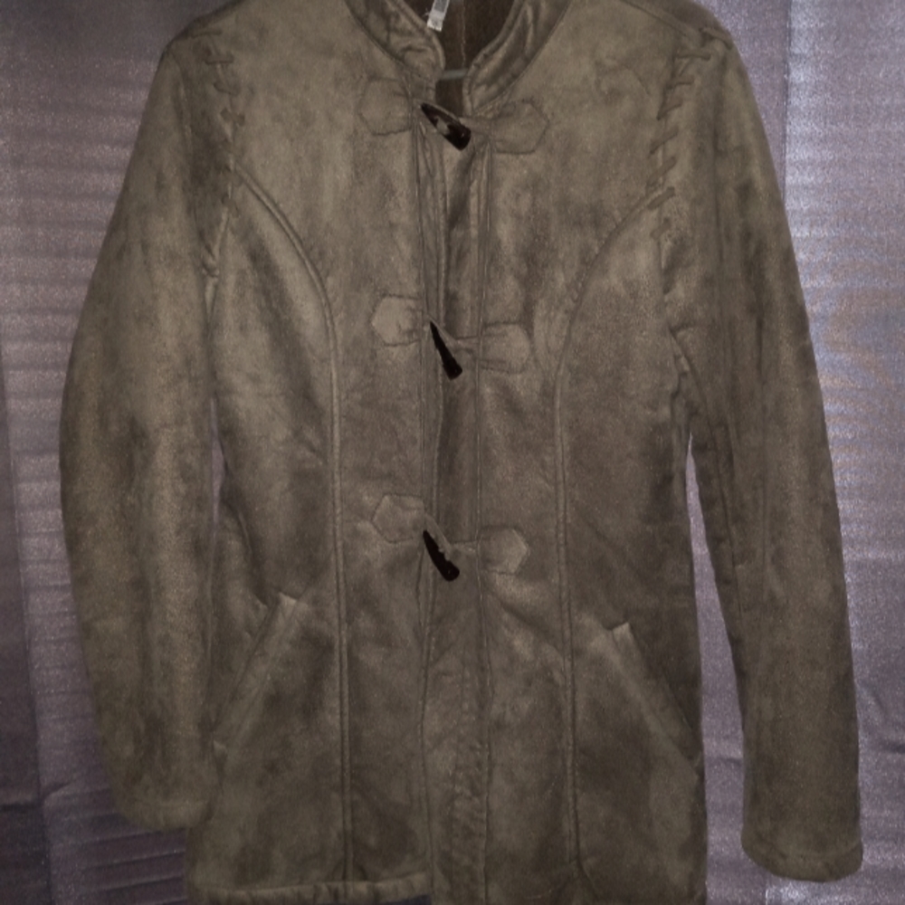 Mono Reno- Sherpa style coat women's S